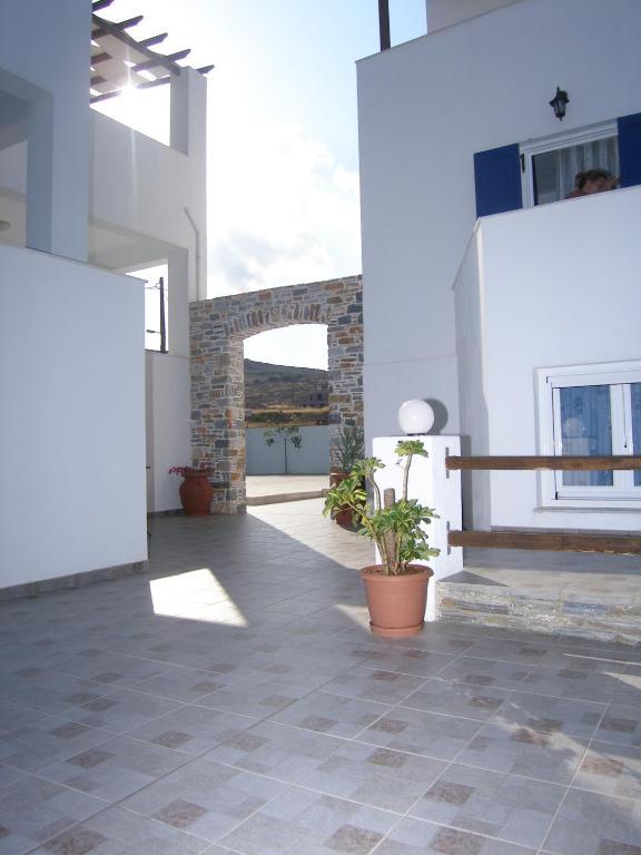 Anatoli Apartment Azolimnos Syros Exterior photo